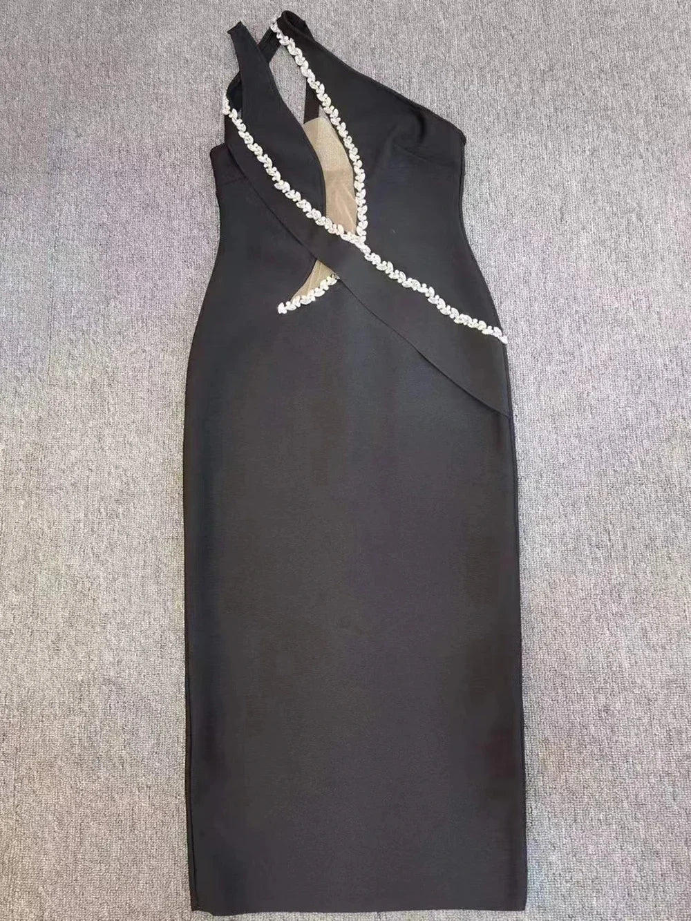 Diamond One Shoulder Diamond