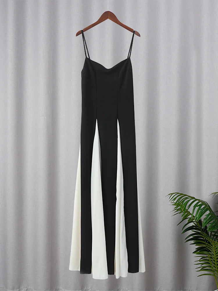 Elegant Black White Contrasting