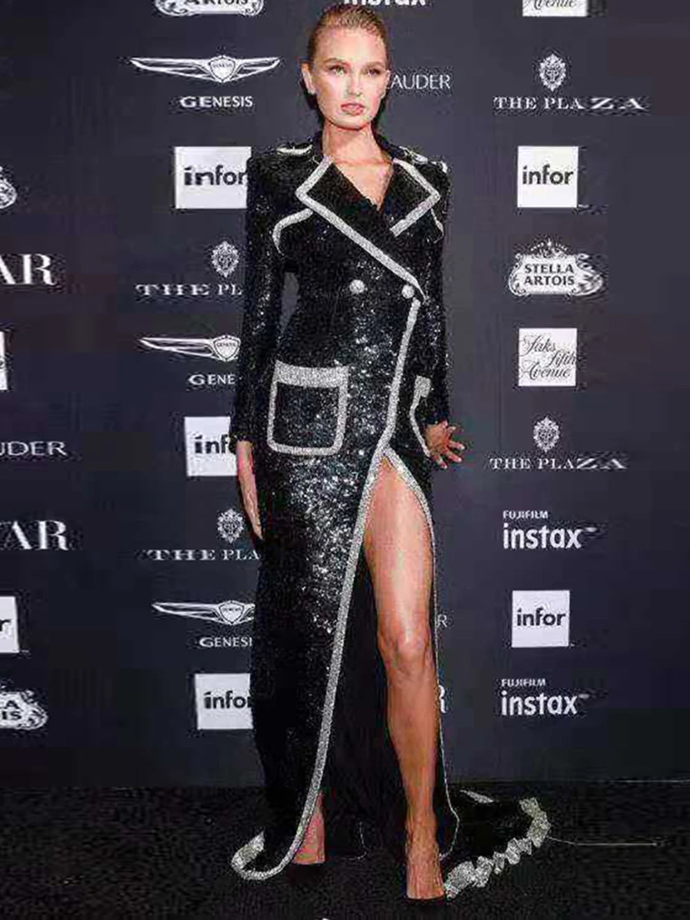 2024 Sexy Black Sequins V-Neck Long-Sleeved