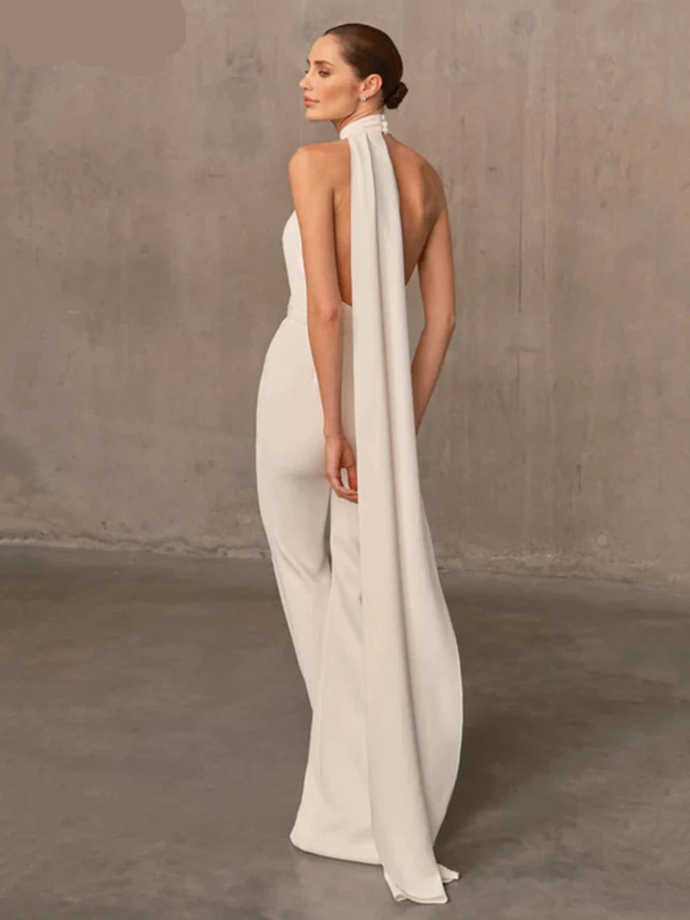 2024 Backless Halter Neck Slim Fit Floor